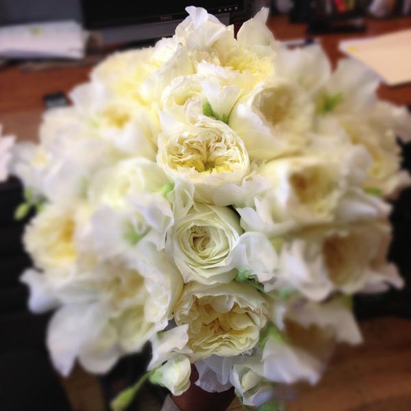 white bridal bouquet