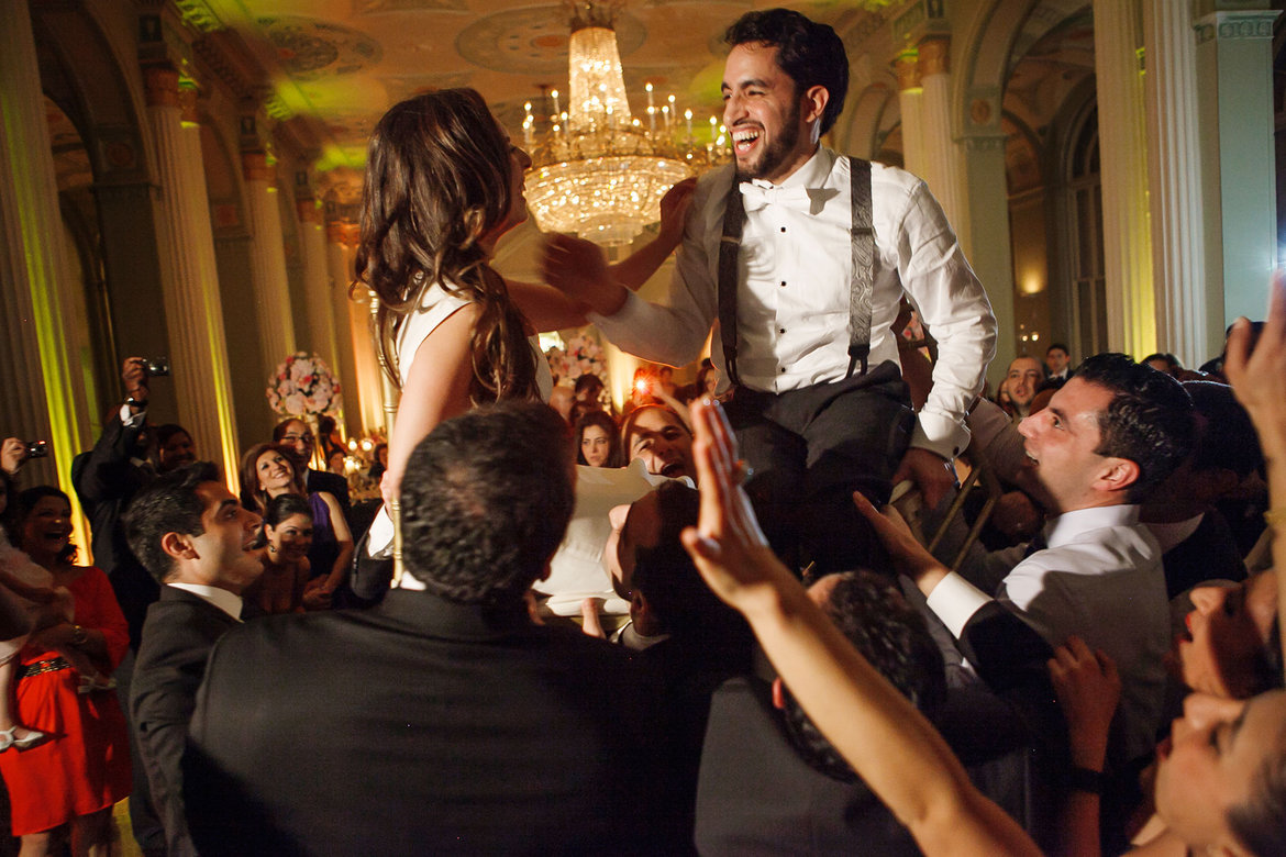 couple dancing at wedding