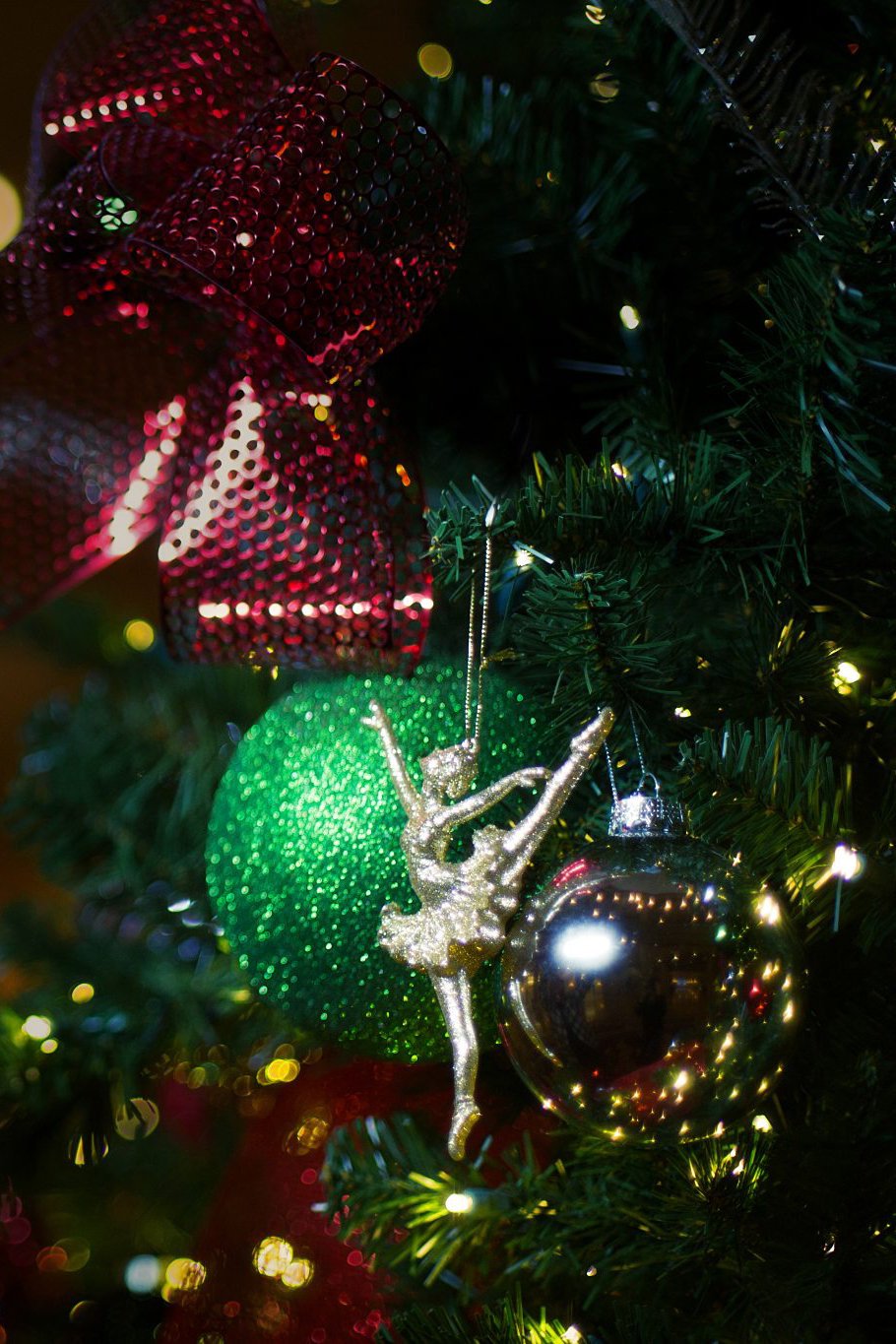 nutcracker christmas theme wedding inspiration