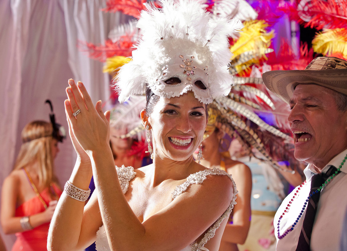 traditional colombian wedding dance