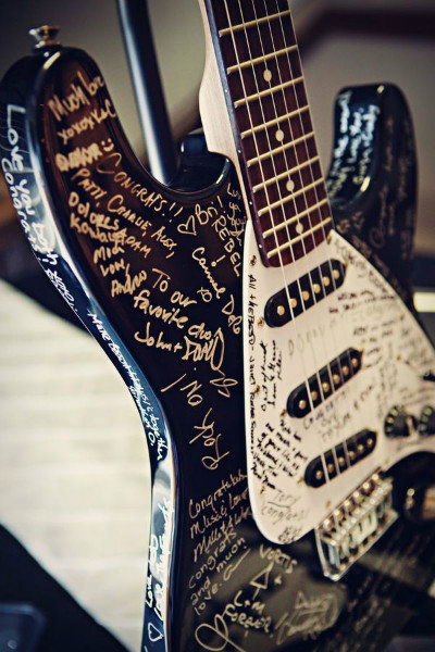 guitar guest book unique wedding