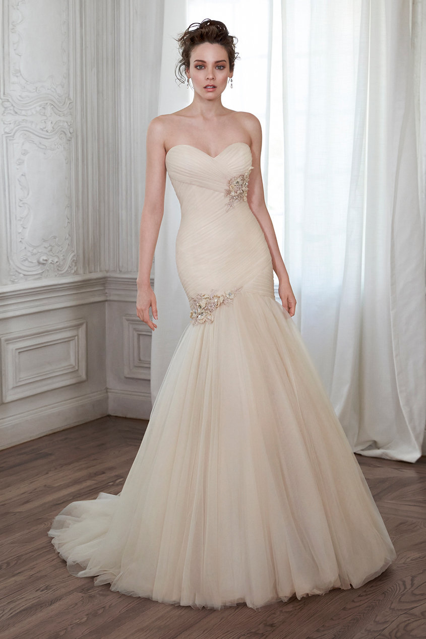 maggie sottero wedding gown